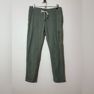 VUORI Ripstop Pant Women's Size M Elastic Waist Army Green